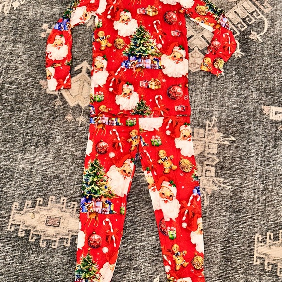 Holiday Santa Kids Pajama Set - Red - Picture 1 of 2